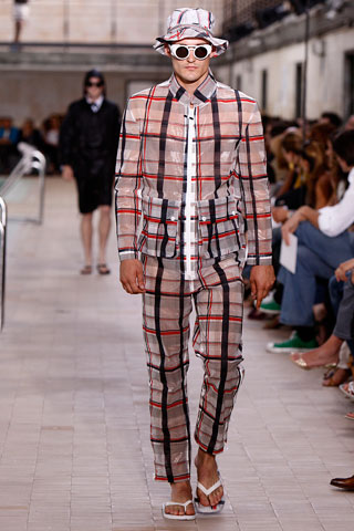 Moncler Gamme Bleu / - 2010